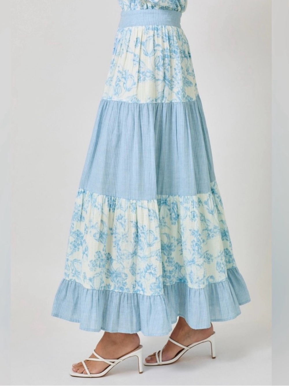 Light Blue Floral Pinstripe Tiered Long Skirt M NEW